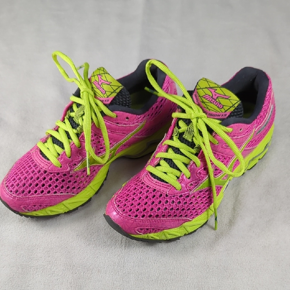 Mizuno Wave Precision 13 Women's Sneakers Pink‎ Size 6